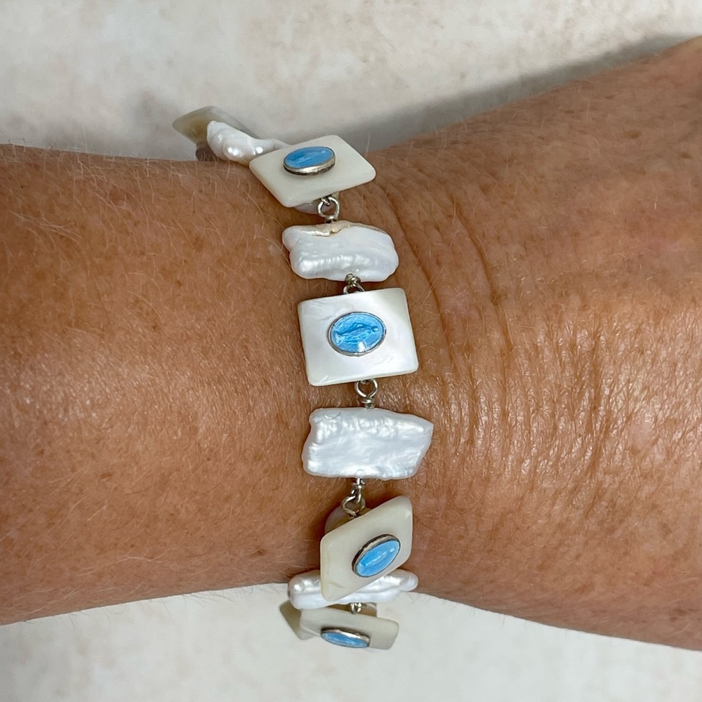 Vintage button Mary bracelet